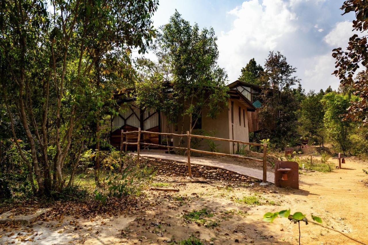 Kanha Jungle Camp Buitenkant foto