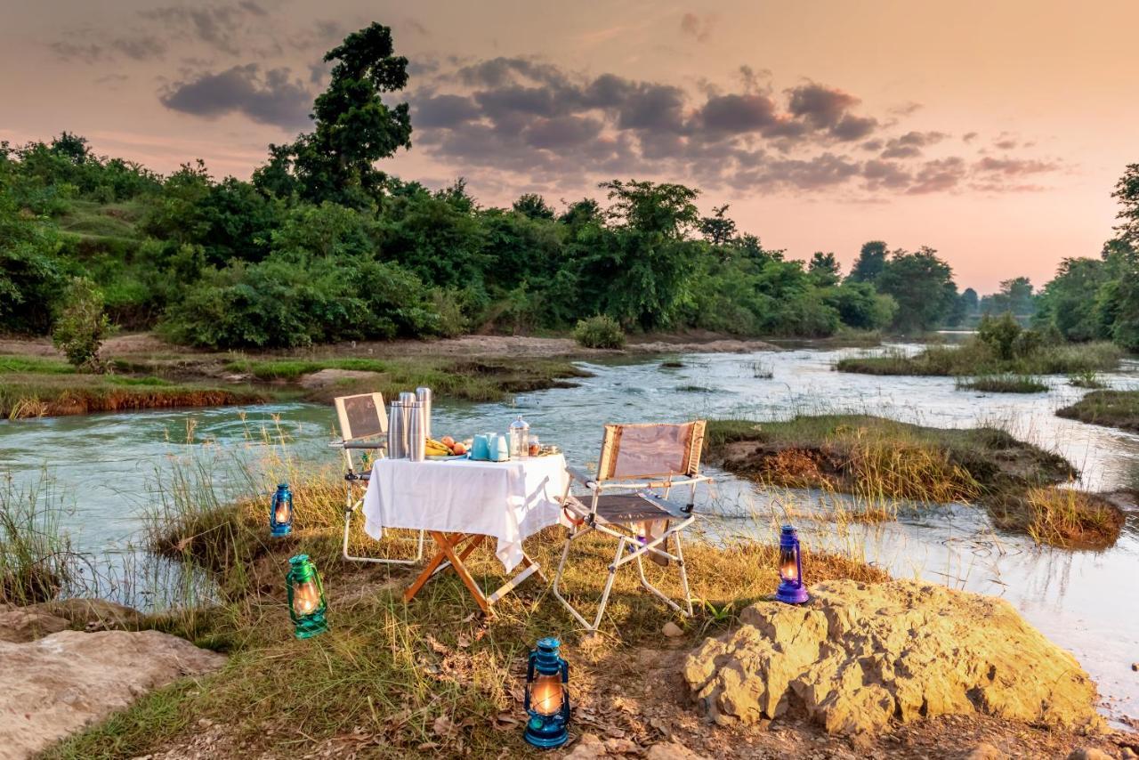 Kanha Jungle Camp Buitenkant foto